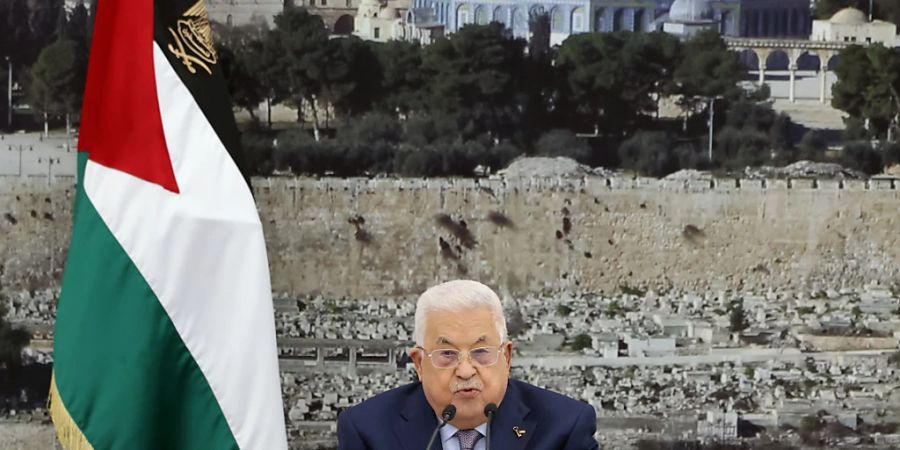ARCHIV - Palästinenserpräsident Mahmud Abbas spricht letzten Dezember bei einem Treffen mit der palästinensischen Führung in Ramallah. Foto: Thaer Ganaim/Zuma Press/dpa