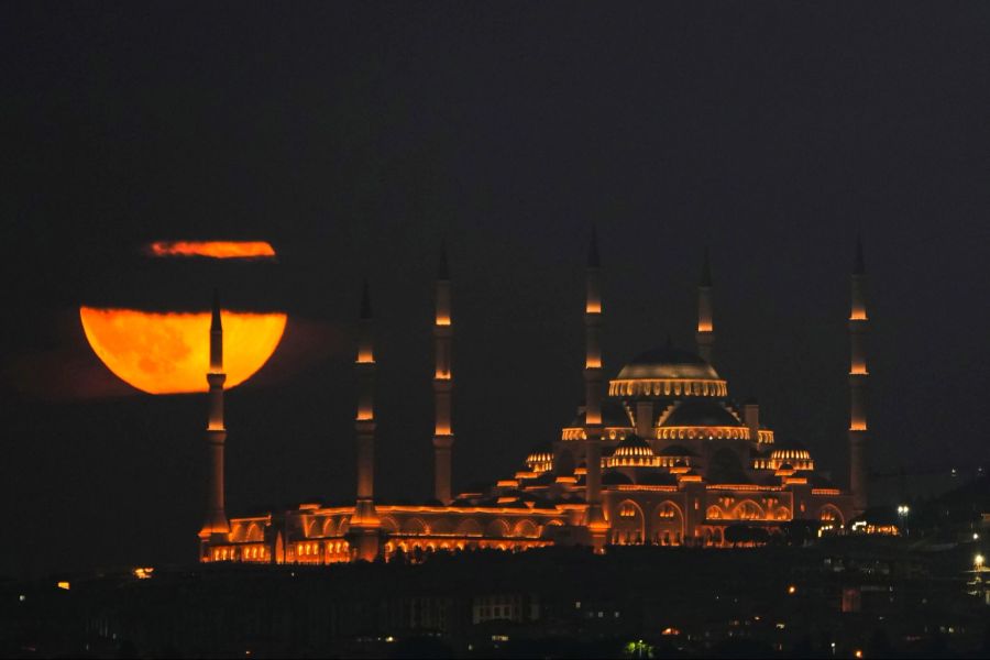 Supermond Istanbul