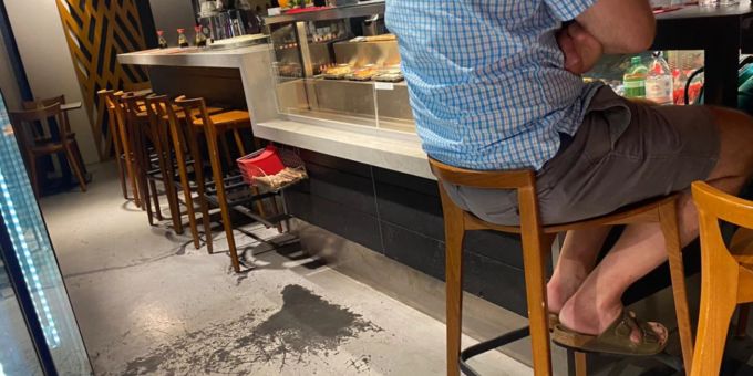 «Wie bitte?» - Take-away verlangt zehn Stutz Gebühr fürs Drinnen-Essen