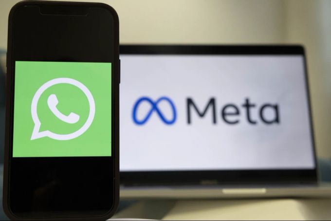 Meta AI in WhatsApp: Es gibt für Nutzer die Möglichkeiten, den Bot weniger störend zu machen. (Symbolbild) Meta AI in WhatsApp Logos
