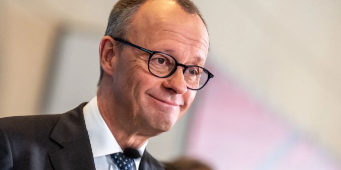 Kanzler Merz will kurz nach seinem Amtsantritt die Beziehungen zu Frankreich und Polen neu beleben. (Archivbild) merz