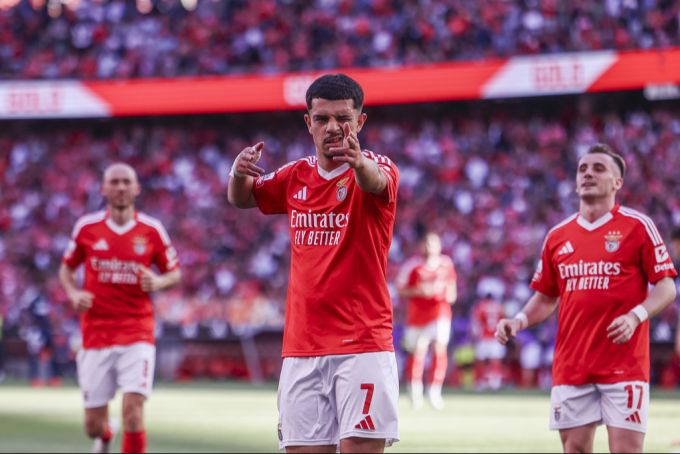 Zeki Amdouni läuft künftig nicht mehr für Benfica auf. Zeki Amdouni