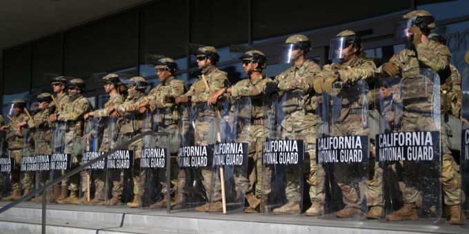 Donald Trump hat mittlerweile 4000 Nationalgardisten und 700 Marines nach Los Angeles geschickt. Los Angeles