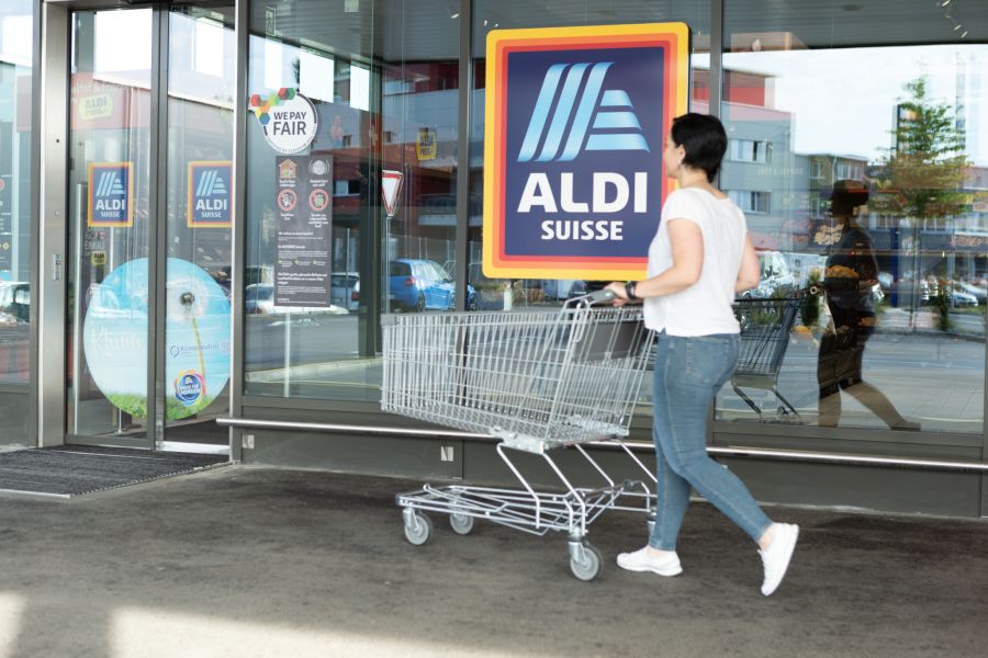 Sie wurde erwischt und erhielt ein Hausverbot für alle Filialen. Zudem musste sie eine Umtriebsentschädigung von 200 Franken bezahlen.