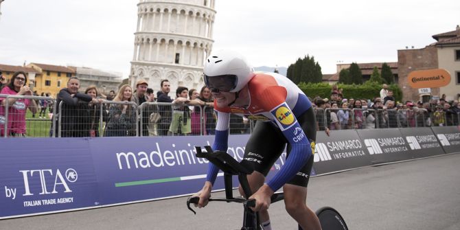 Giro D'Italia Daan Hoole