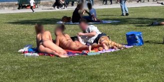 «Nicht auf Ibiza» - Tanga-Touristinnen entwürdigen Villa in Como