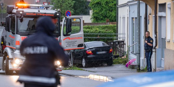 passau menschengruppe auto
