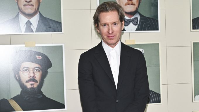 Wes Anderson geht mit einem neuen Film an den Start. wes anderson
