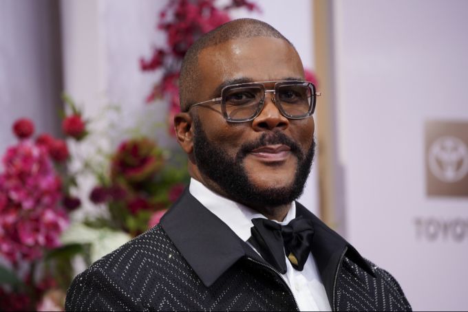 Tyler Perry erlangte vor allem durch die «Meet the Browns» grosse Bekanntheit, im Oktober 2019 erhielt er einen Stern auf dem Hollywood Walk of Fame. Meghan Markle