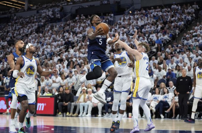 Anthony Edwards und seine Minnesota Timberwolves gleichen die Serie gegen die Golden State Warriors aus. Golden State Warriors