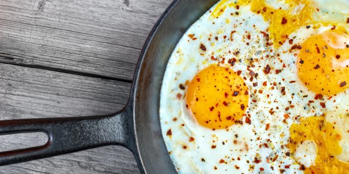 Eier liefern hochwertiges Eiweiss sowie wichtige Vitamine und Mineralstoffe. (Symbolbild) eier