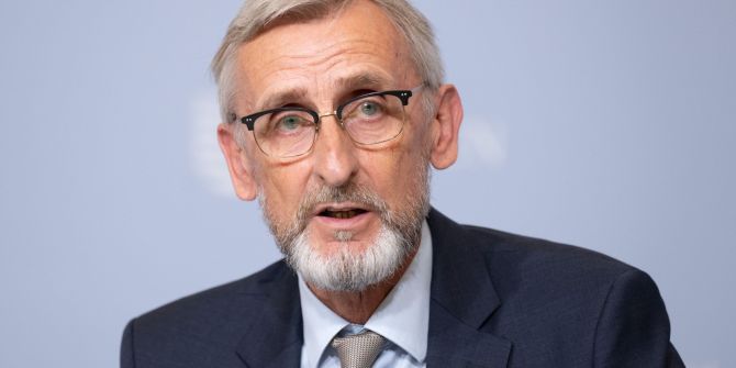 Armin Schuster