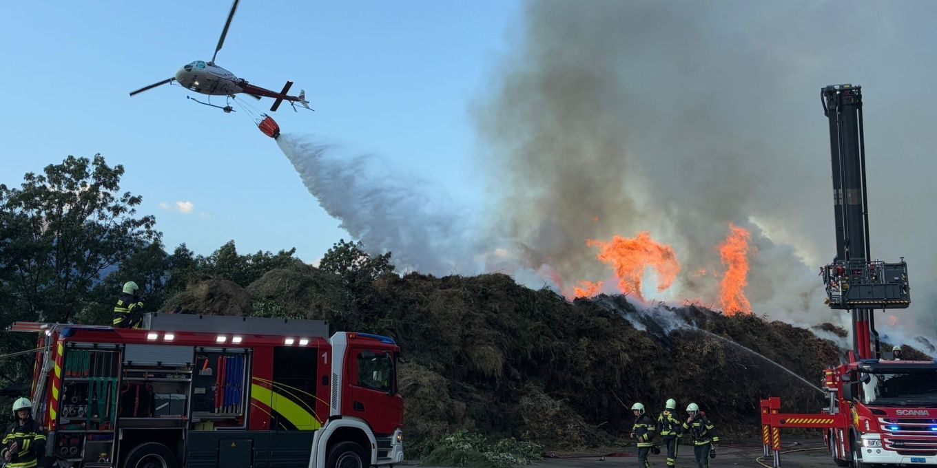 Brand in Kompostieranlage bei Sitten unter Kontrolle Brand in Kompostieranlage bei Sitten unter Kontrolle