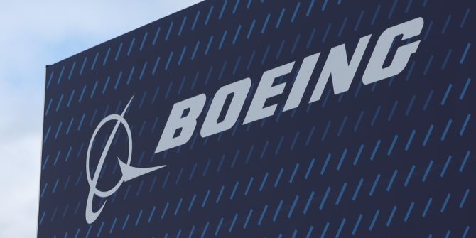 boeing logo auf gebäude