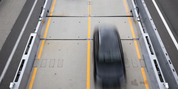Im Vergleich zu festen oder temporären Brücken bietet die «Astra-Bridge» mehr Flexibilität. (Archivbild) brücken