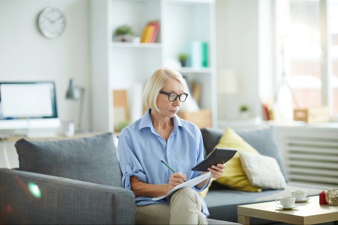 Wenn Sie keinen Computer haben, ist es auch offline möglich, eine Wohnung zu finden. Betreutes Wohnen