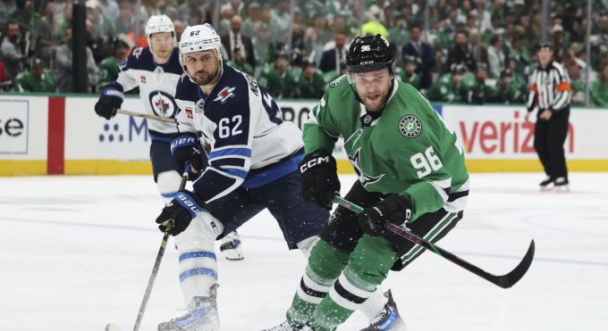 Nino Niederreiter ist mit den Winnipeg Jets im Playoff-Viertelfinal der NHL ausgeschieden. Nino Niederreiter
