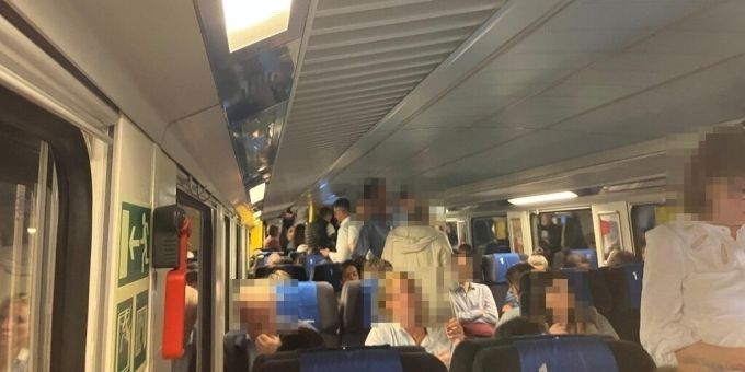 Pendler steckten mit der S20 im Tunnel fest. SBB