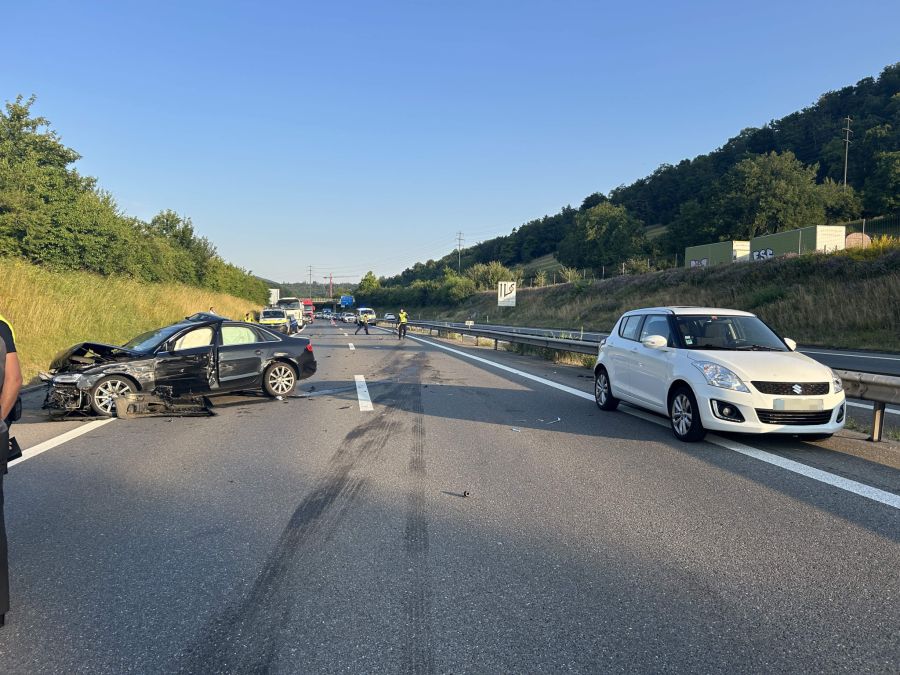 Der Unfall führte zu kilometerlangen Stau.