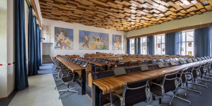 Der Landratssaal in Liestal bleibt voraussichtlich wegen einer Sanierung bis Mitte August 2027 leer. (Archivbild)