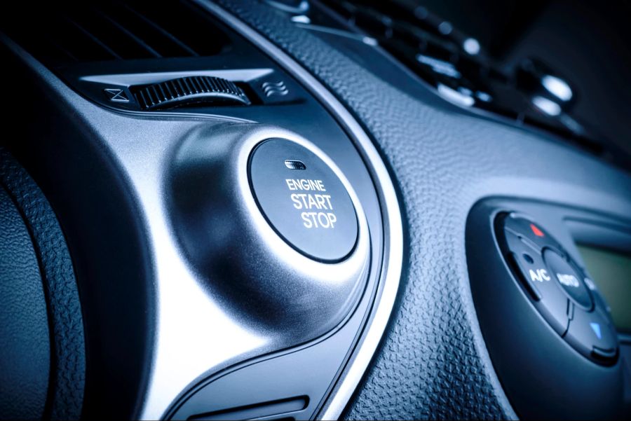 Start-Button, Auto