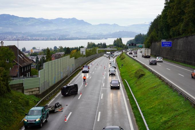 Auto Pfäffikon