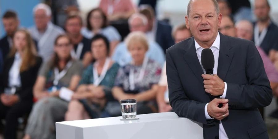 Scholz bei Bürgerdialog in Magdeburg