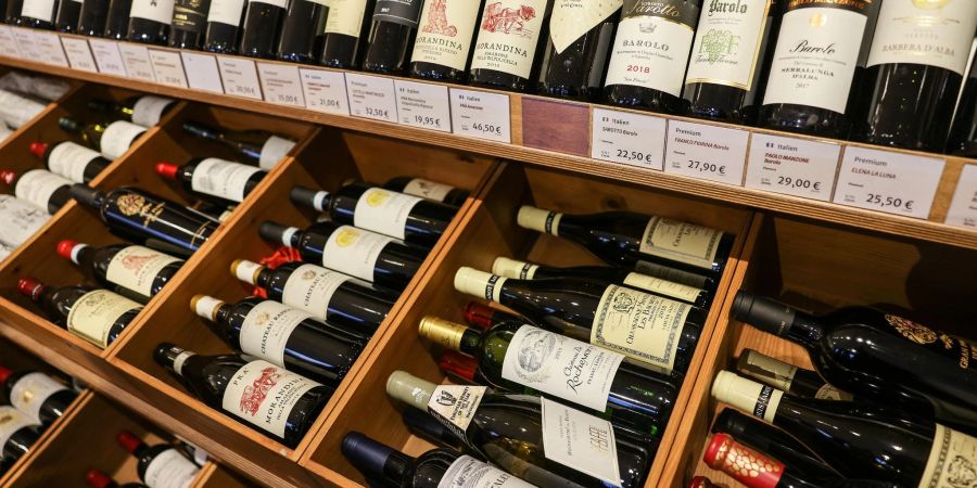 Die Teuerung wirkt sich auf die Verkaufszahlen von Wein aus. Insgesamt ging der Weinkonsum im vergangenen Jahr um 10 Prozent zurück.