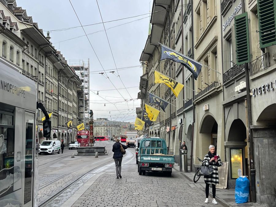 In der ganzen Stadt wurden die YB-Flaggen gehisst.