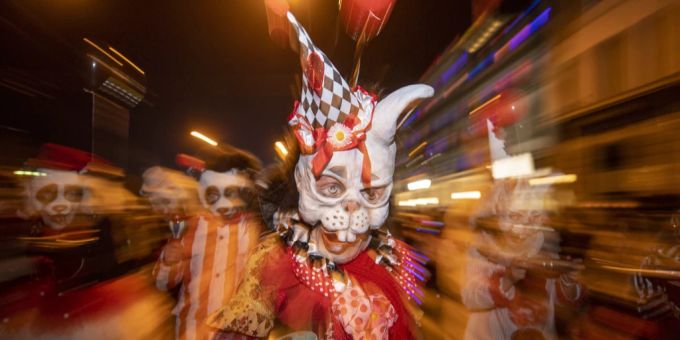 Luzerner Fasnacht - Monstercorso setzt lautstarken Schlusspunkt