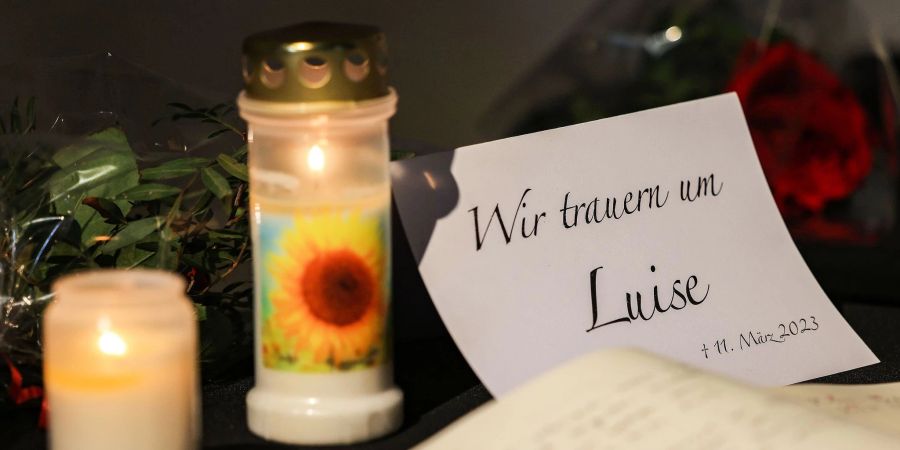 Zwei Mädchen im Alter von 12 und 13 Jahren haben gestanden, Luise am 11. März in einem Waldstück erstochen zu haben.