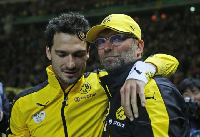 Jürgen Klopp verabschiedete sich 2015 nach dem DFB-Pokalfinal aus Dortmund. Jürgen KLopp