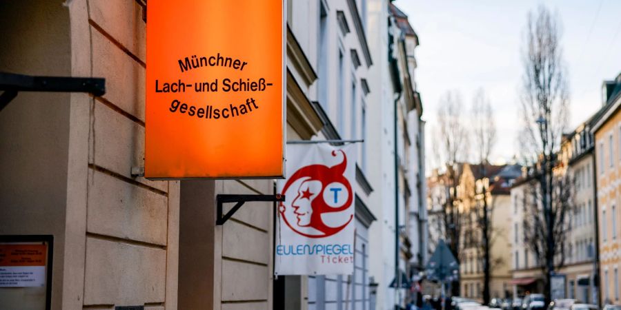 Die Bühne der Lach- und Schiessgesellschaft in München.
