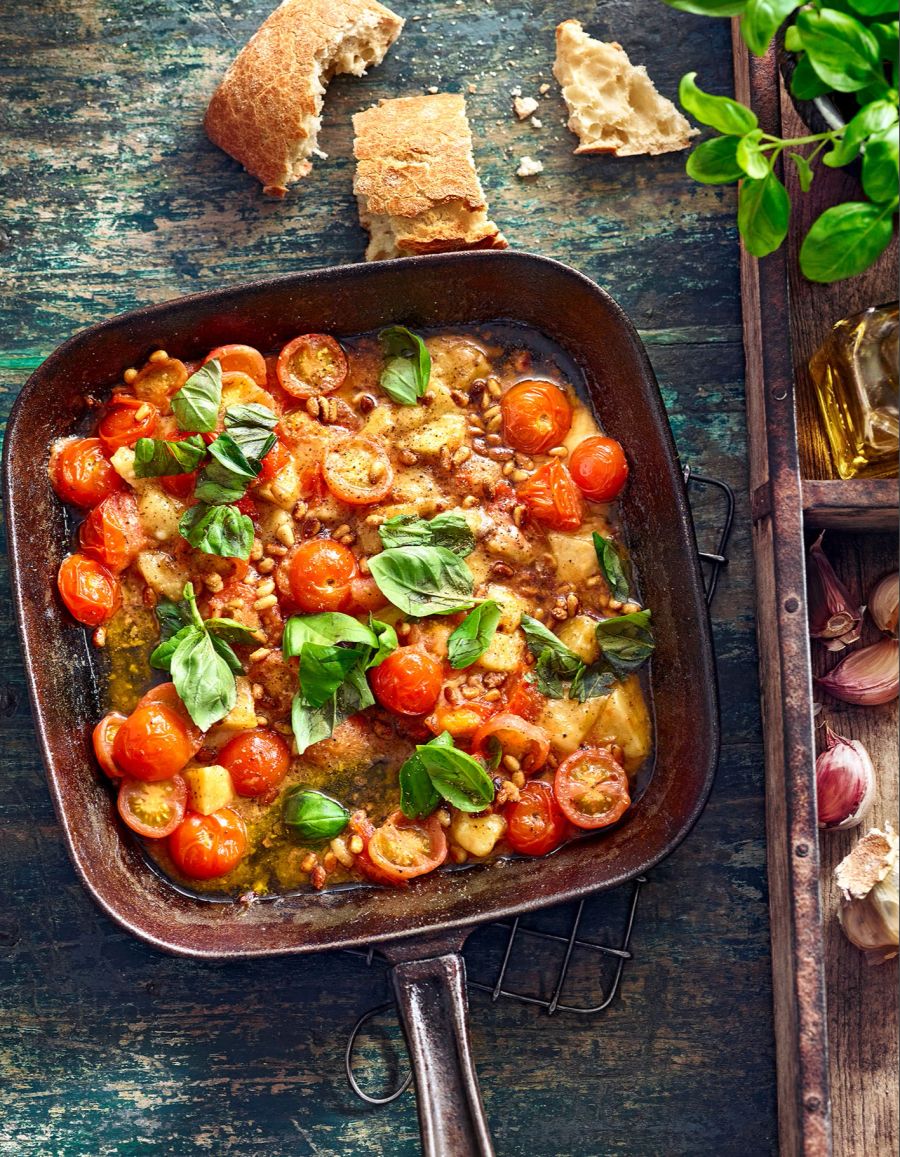 Parmesan mariniert Kirschtomaten Pfanne