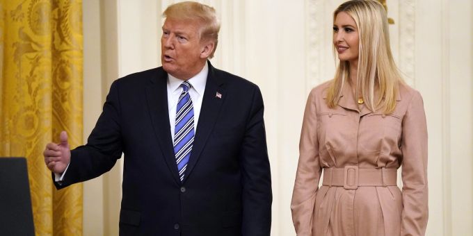 Mit Papa Donald soll Ivanka Trump mittlerweile zerstritten sein. ivanka trump