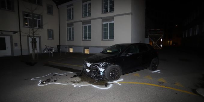 Unfall vor einem Parkhaus. St.Gallen