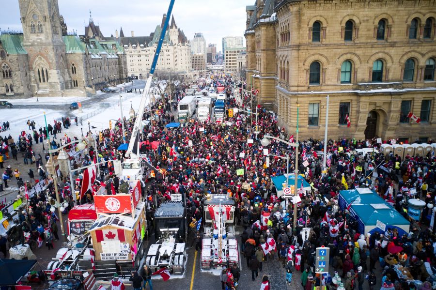 Demonstranten in der Nähe des Parlaments in Ottawa am 12. Februar 2022.