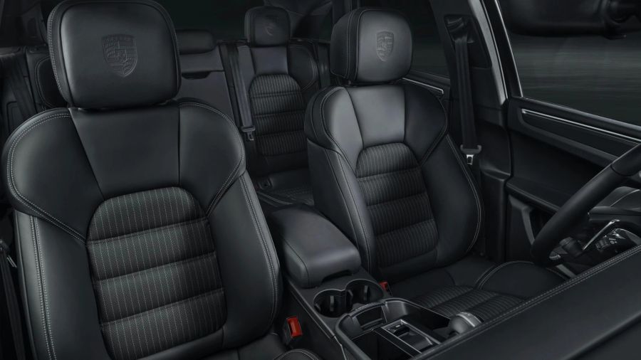 2022 Porsche Macan T