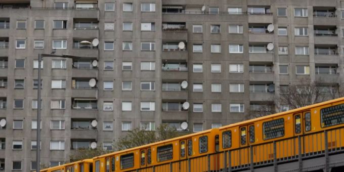 Blick auf Wohngebäude in Berlin Blick auf Wohngebäude in Berlin