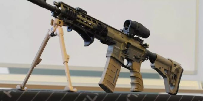 Das halbautomatische Sturmgewehr Modell CR223 des Herstellers Haenel. Foto: Wolf von Dewitz/dpa Das halbautomatische Sturmgewehr Modell CR223 des Herstellers Haenel. Foto: Wolf von Dewitz/dpa