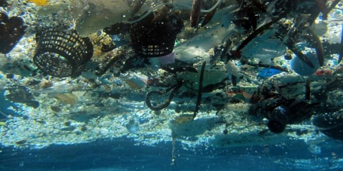 Sogar die dünn besiedelte Arktis hat Probleme mit Plastikmüll Arktis