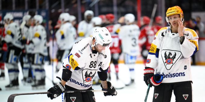 Enttäuschte Gesichter bei den Spielern von Fribourg-Gottéron nach der Niederlage in Lausanne. Fribourg-Gottéron