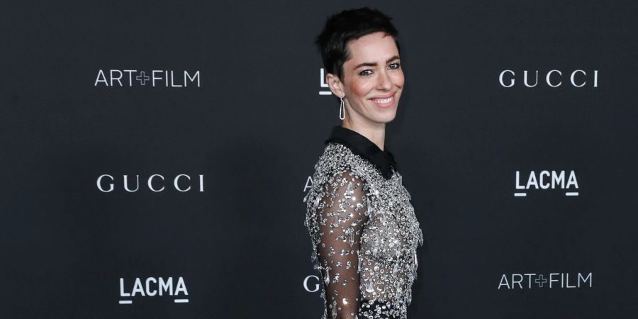 rebecca hall roter teppich