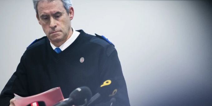 Christian Varone, Kommandant der Kantonspolizei Wallis, informierte am Montag über die Schiesserei im Wallis. Wallis Schiesserei Sitten VS
