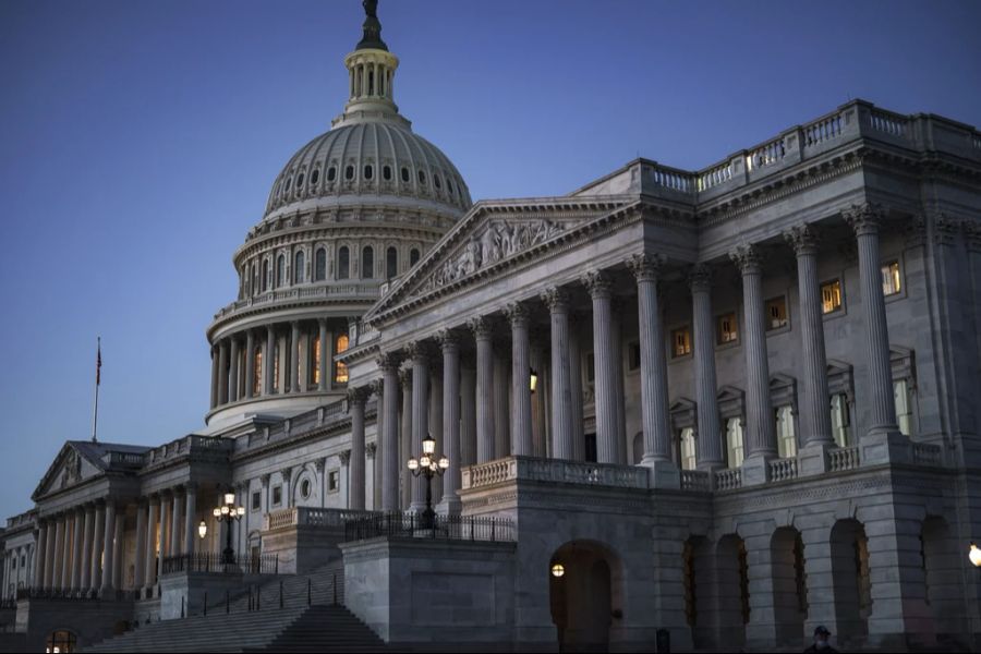 In einem Jahr finden in den USA die Präsidentschaftswahlen 2024 statt. Gemäss neusten Umfragen würde Donald Trump die Wahl derzeit für sich entscheiden. (Symbolbild)