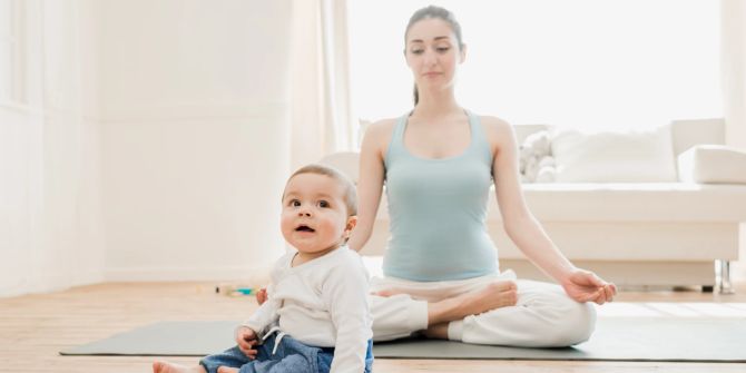Frau Mutter Baby Yoga