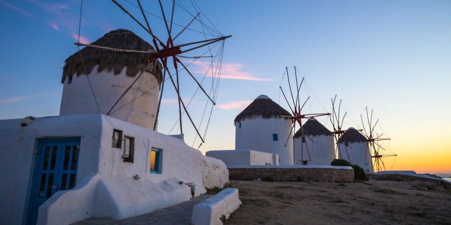 mykonos, griechenland, windmühlen