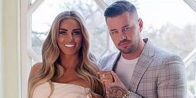 «Unkonventionell» - Katie Price wird in Turnschuhen heiraten
