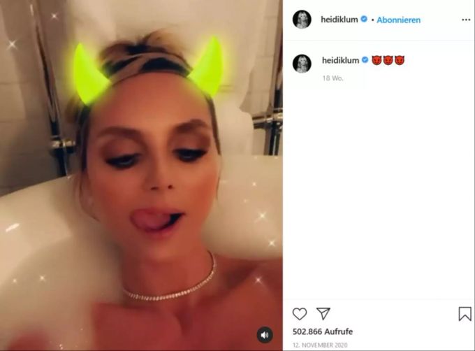 Heidi Klum rekelt sich in der Badewanne mit einem witzigen Filter. heidi klum