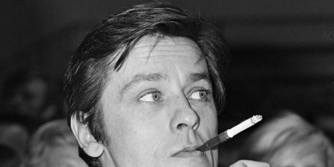 Auch Filmstar Alain Delon rauchte auf der Leinwand Auch Filmstar Alain Delon rauchte auf der Leinwand